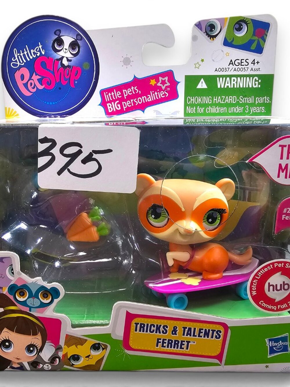 Hasbro Littlest Pet Shop #2393 Ferret Skateboard Tricks & Talents NEW LPS 2011
